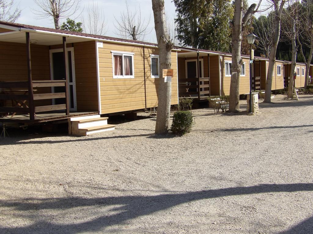 Oasis Country Park Hotell Rugat Exteriör bild