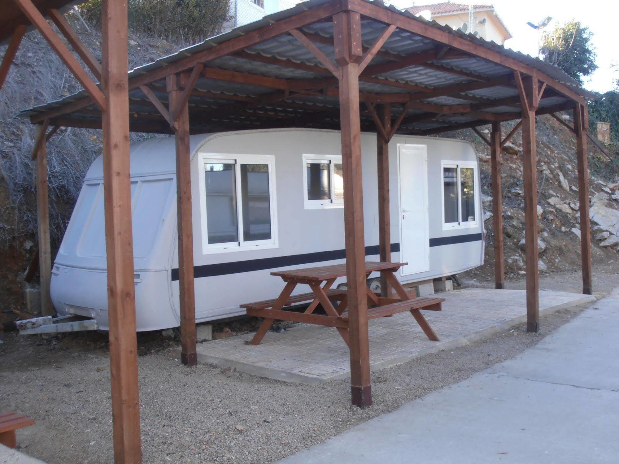 Oasis Country Park Hotell Rugat Exteriör bild
