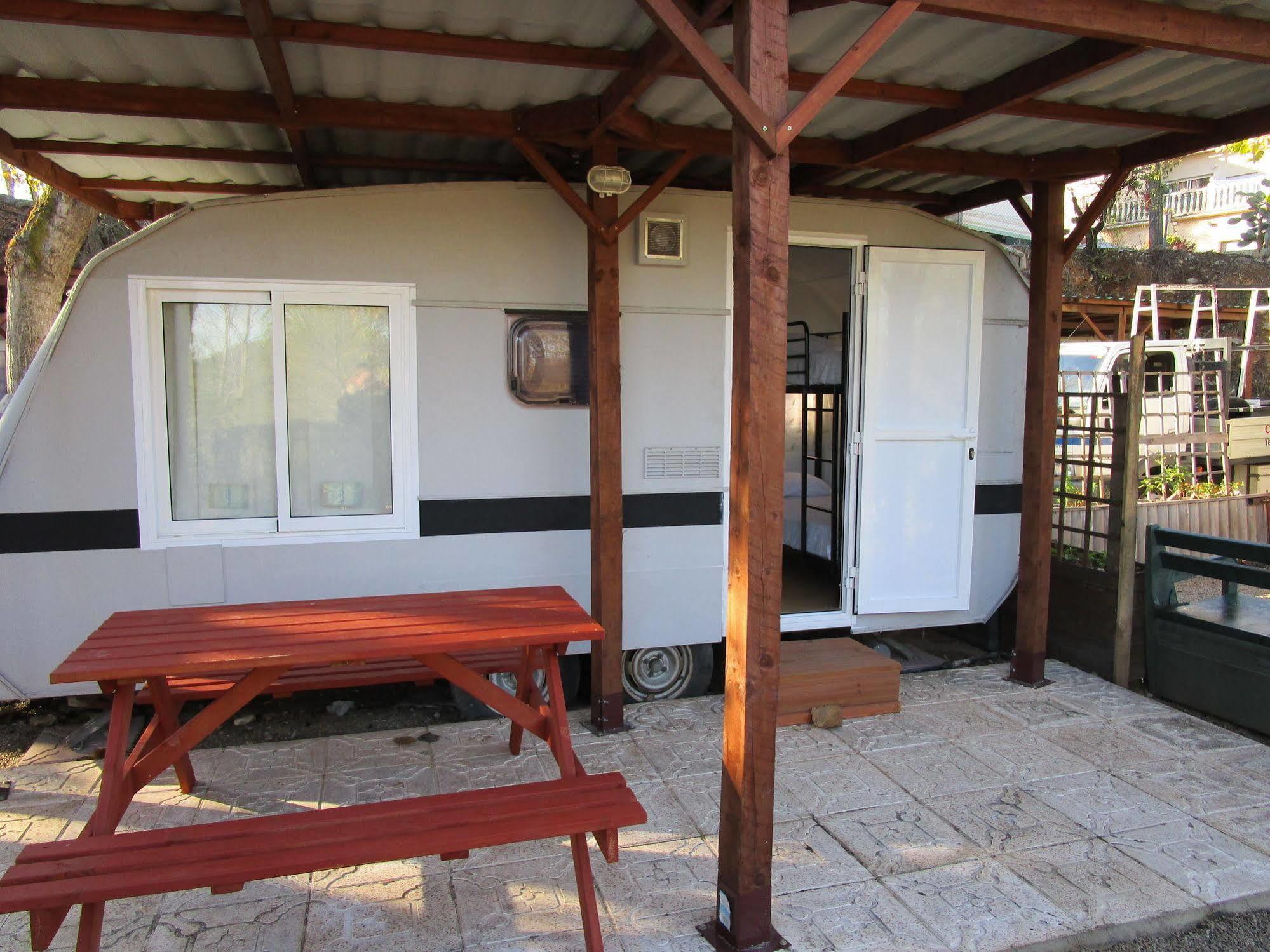 Oasis Country Park Hotell Rugat Exteriör bild